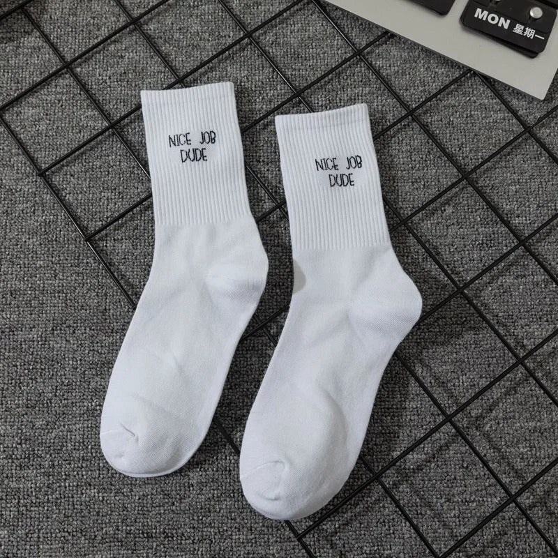 Simple European and American street letters white men's and women's socks sports hip hop college style socks