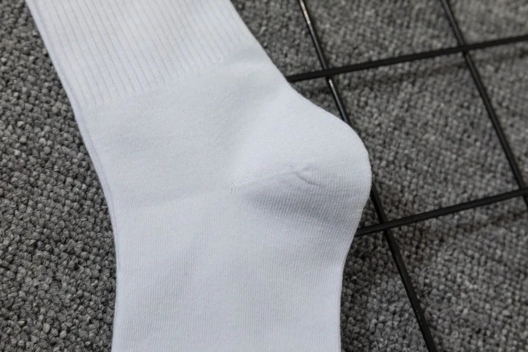 Simple European and American street letters white men's and women's socks sports hip hop college style socks