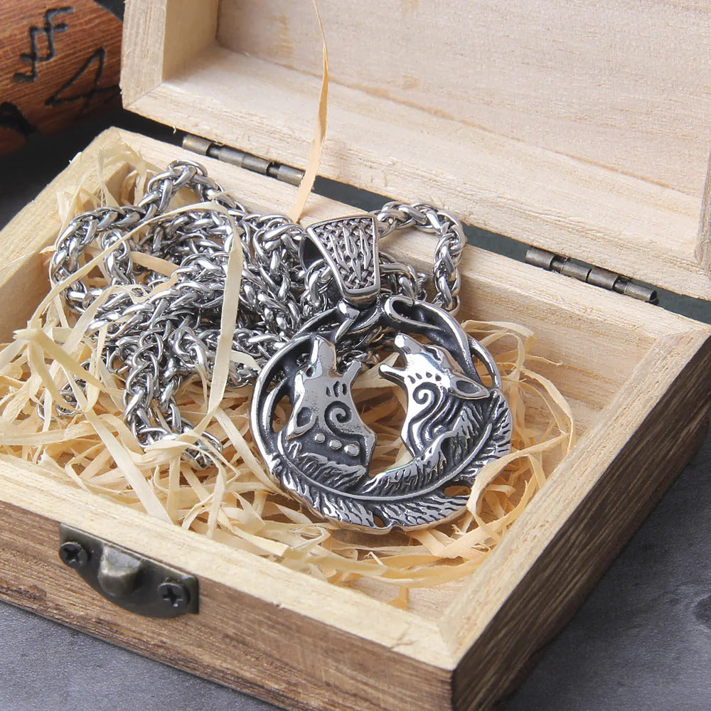 $10 christmas gifts Never Fade Men stainless steel double Wolf norse viking pendant necklace vikings wooden box as christmas gift $10 gift ideas