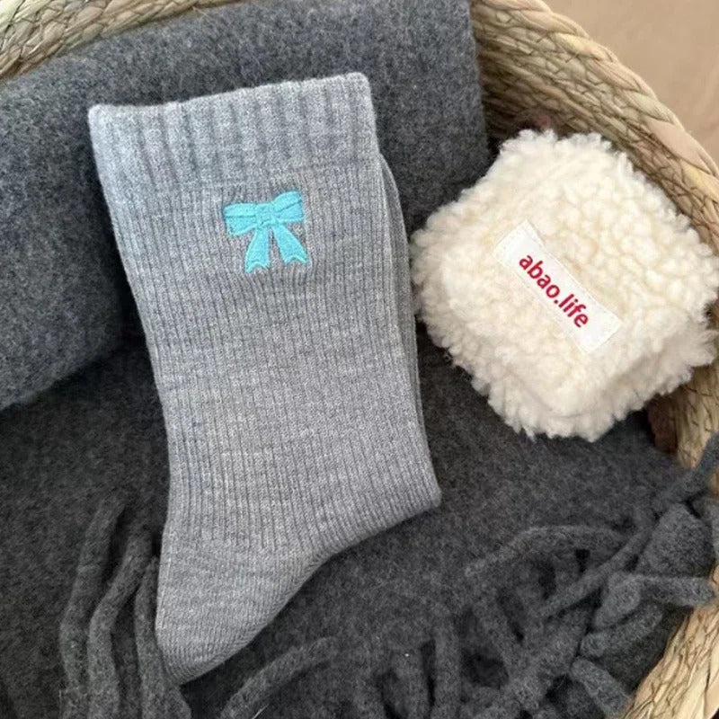 Autumn Winter Cozy Home Socks Retro Bow Women Fleece Cotton Mid Calf Socks Breathable Comfort Female Elastic Soft Thermal Socks
