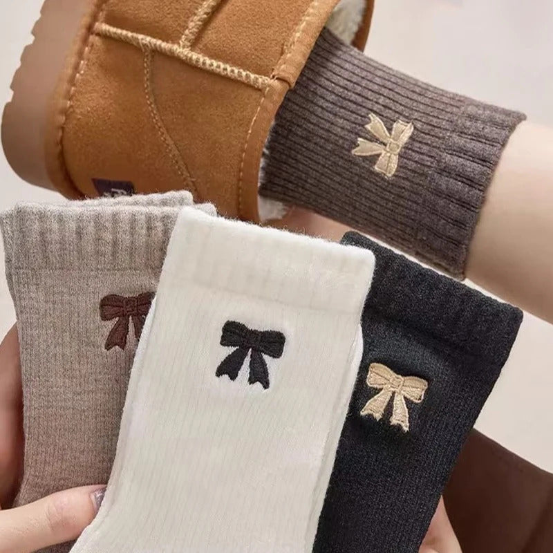 Autumn Winter Cozy Home Socks Retro Bow Women Fleece Cotton Mid Calf Socks Breathable Comfort Female Elastic Soft Thermal Socks
