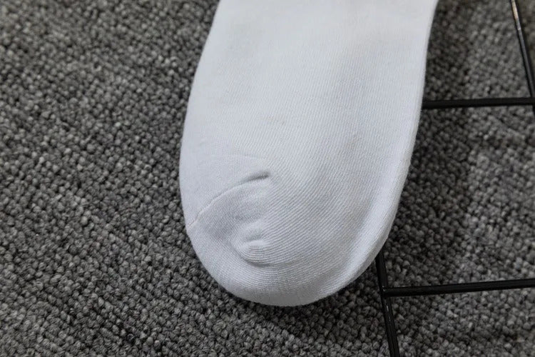 Simple European and American street letters white men's and women's socks sports hip hop college style socks