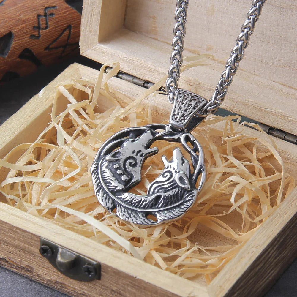 $10 christmas gifts Never Fade Men stainless steel double Wolf norse viking pendant necklace vikings wooden box as christmas gift $10 gift ideas