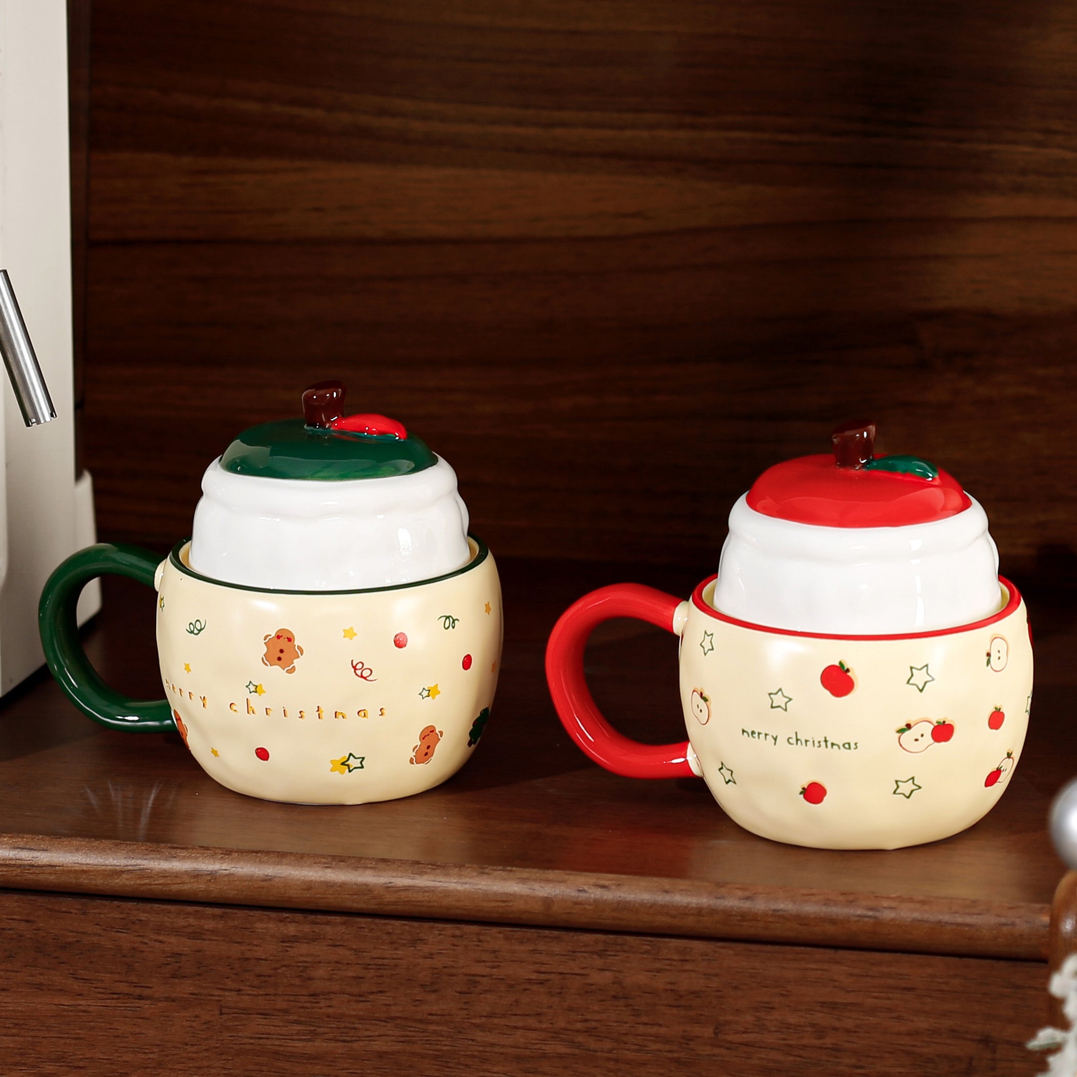 $30 christmas gifts Creative Christmas Ceramic Tumbler with Santa Claus Apple Design Eco-friendly 400ml Coffee Cup with Lid for Gift