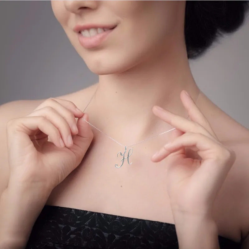 $10 christmas gifts Ladies Pendant Necklace Hundred Matching Clavicle Chain English 26 Classic Letter Home Diy Dainty Circle Necklaces Daily Decor