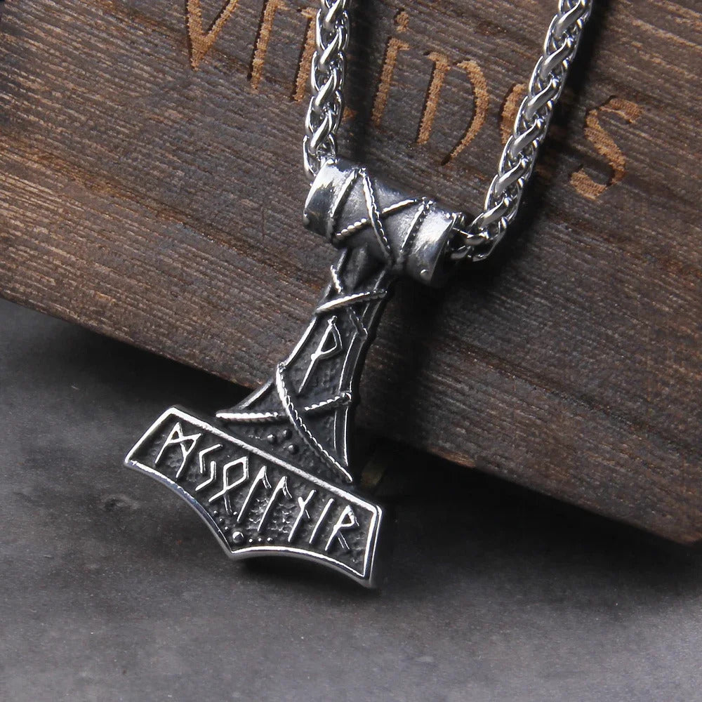 $20 christmas gifts Fashion Valknut Viking Thor's Hammer Pendant Necklace With keel Chain As Men Gift with wooden box $20 gift ideas