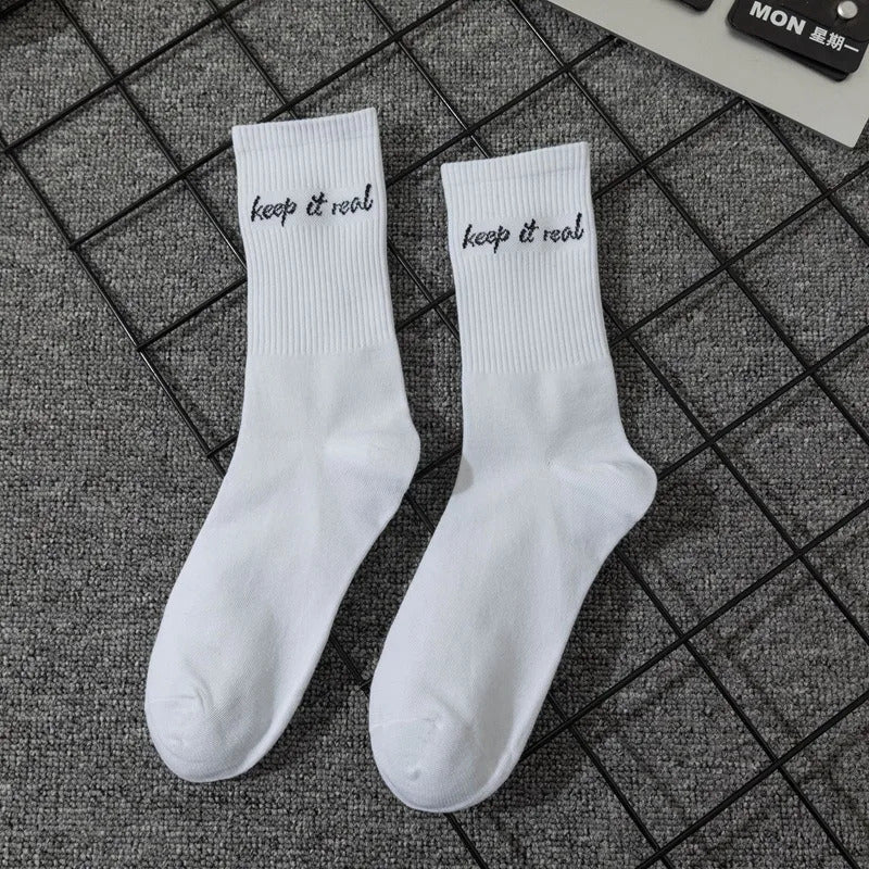 Simple European and American street letters white men's and women's socks sports hip hop college style socks