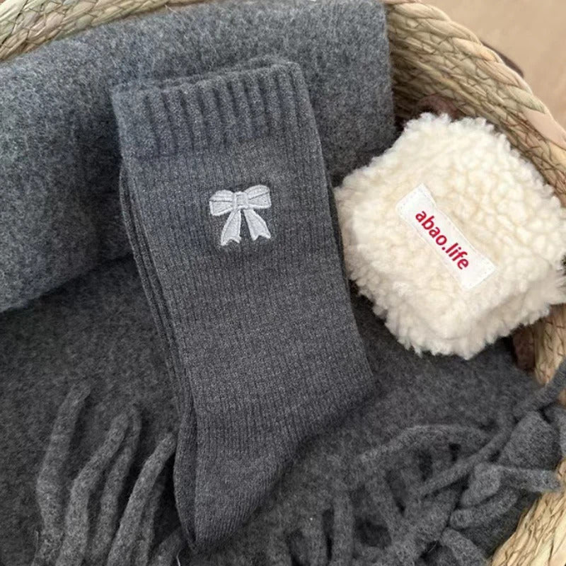 Autumn Winter Cozy Home Socks Retro Bow Women Fleece Cotton Mid Calf Socks Breathable Comfort Female Elastic Soft Thermal Socks