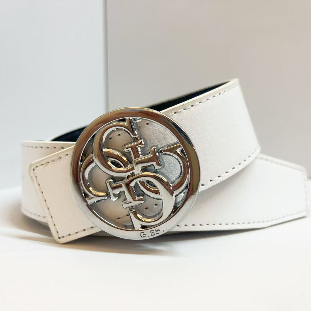 Stylish Genuine Leather Women\'s Belt with Gold/Silver Buckle for Jeans & Dresses Amazon.com: TRIWORKS Women Leather Belt for Jeans Pants  main image 2