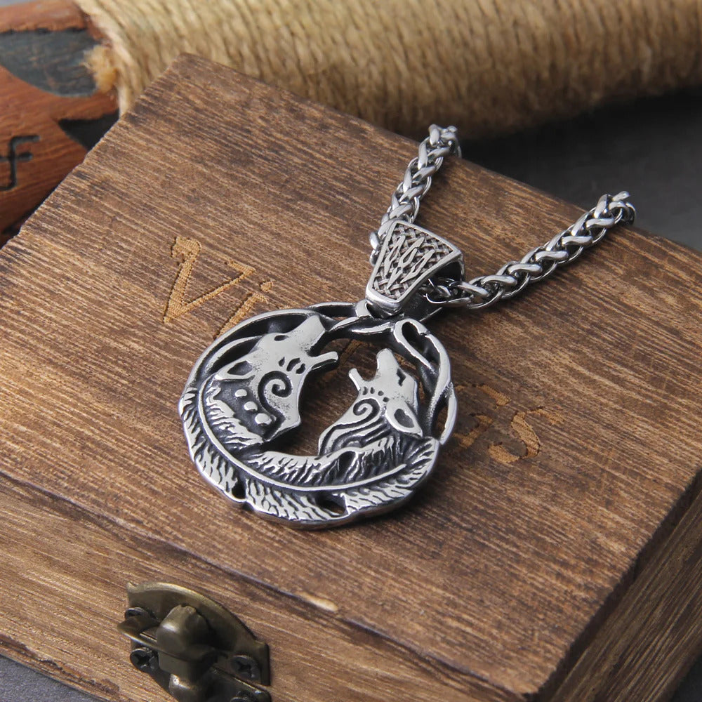 $10 christmas gifts Never Fade Men stainless steel double Wolf norse viking pendant necklace vikings wooden box as christmas gift $10 gift ideas